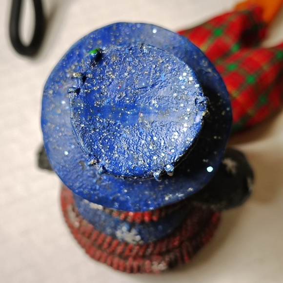 Jubilee Giftware Penguin Shelf Sitter Ornament Arctic Ice Fishing Figurine - Picture 14 of 16